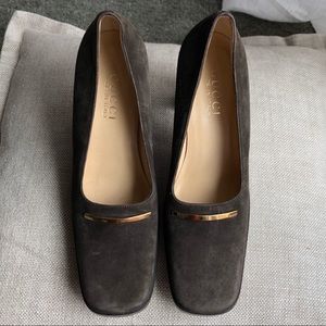 Authentic suede Gucci shoes 6 1/2B